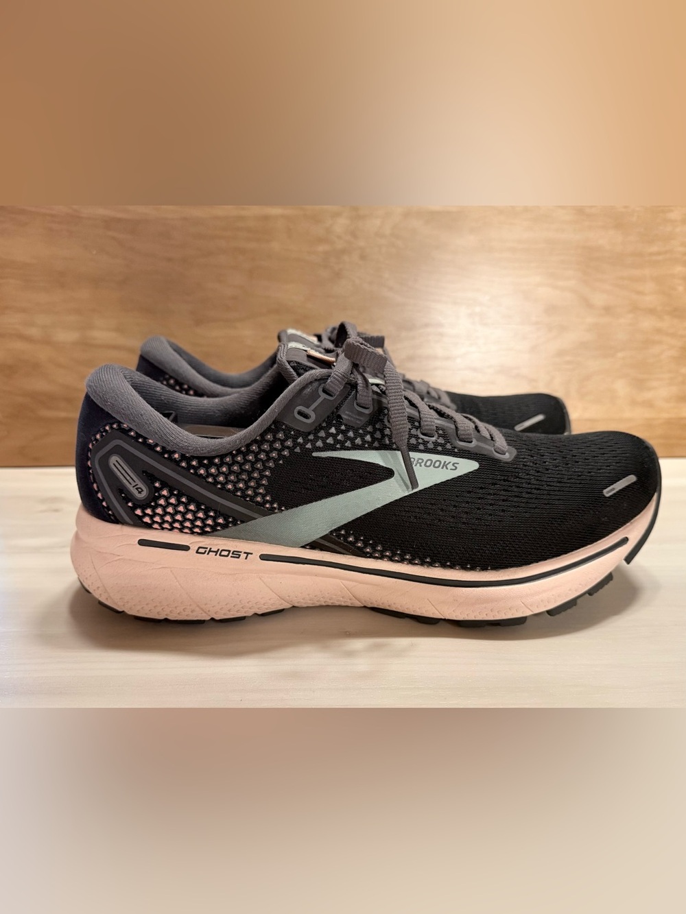 Brooks Ghost 14 Women's Running Shoes - Black and Peach, women’s 8.5
